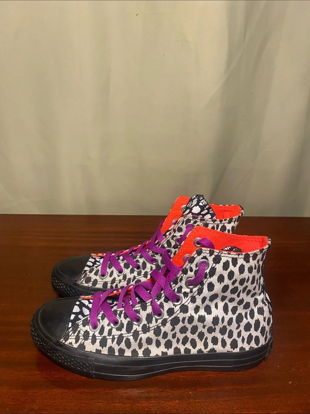 Converse Chuck Taylor Hi Dalmatian Style Spot Print Sneakers Women 7 - Picture 5 of 8